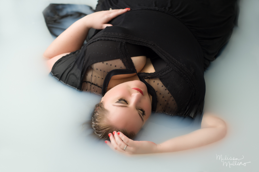 diy boudoir photos with phone plus size