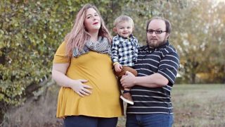 plus size woman sharing Plus Size Pregnancy Myths